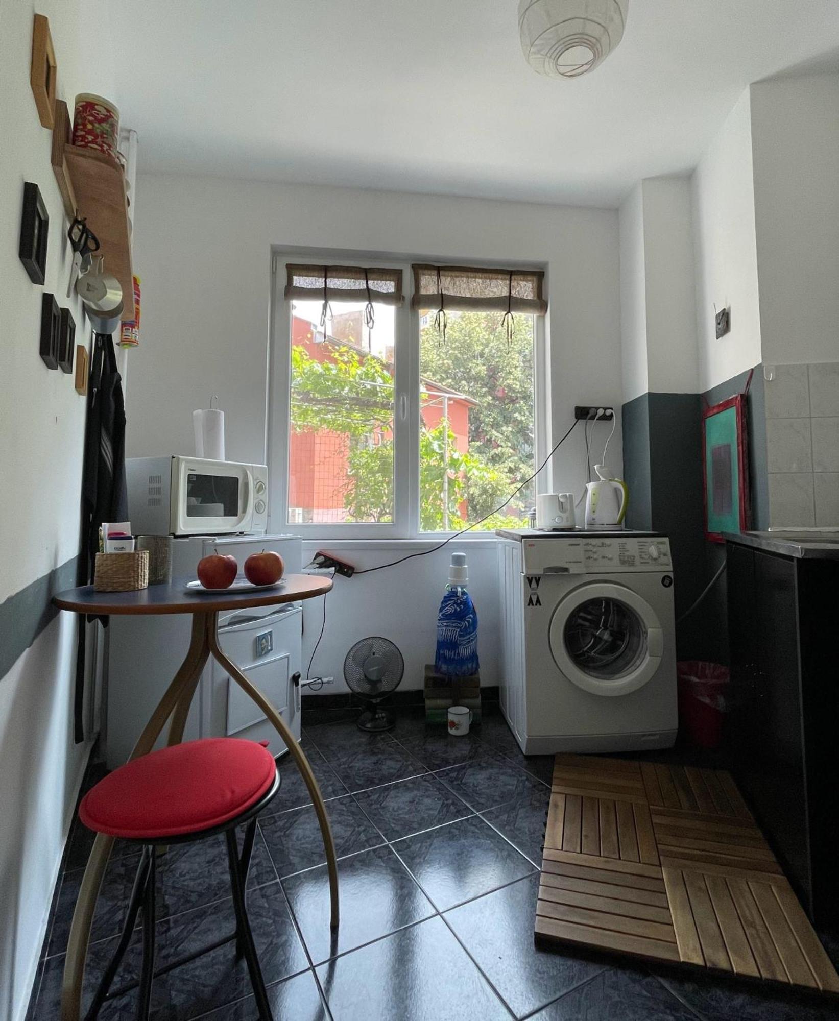 Modern Flat Near Downtown Plovdiv Apartment Exterior photo